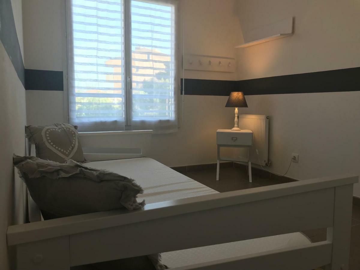 Apartmán Appart' Au Port Fréjus Exteriér fotografie