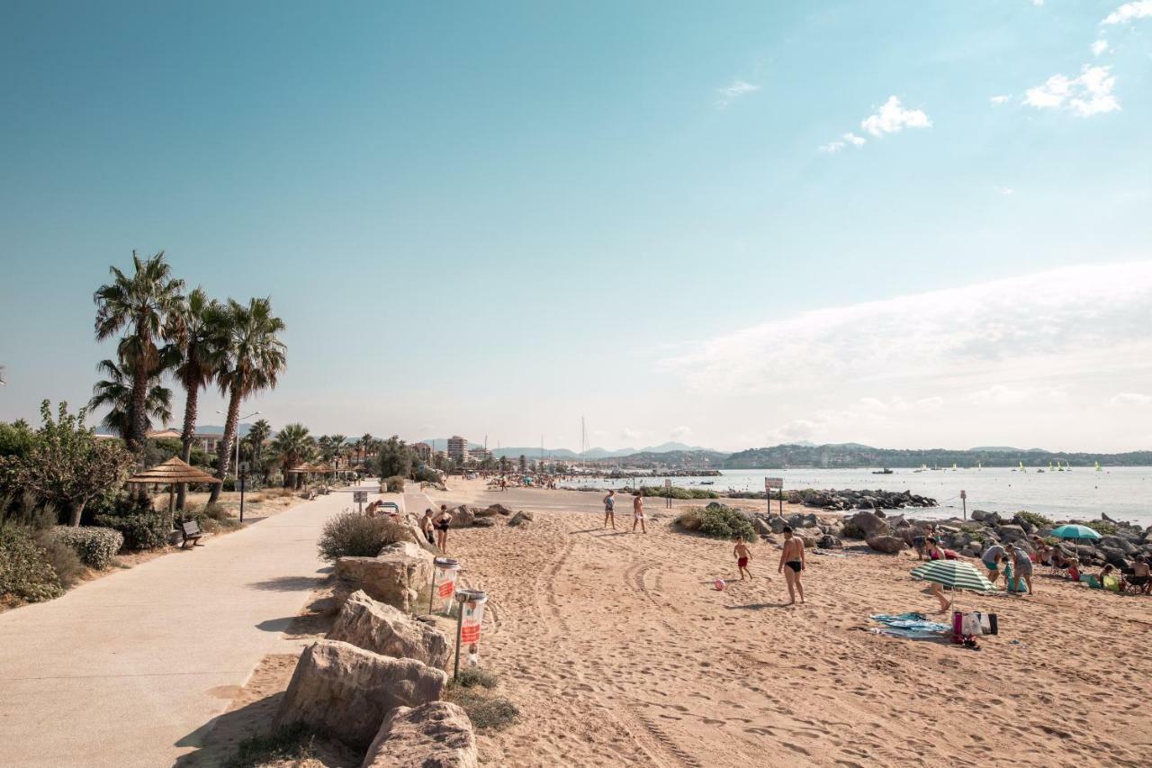 Apartmán Appart' Au Port Fréjus Exteriér fotografie
